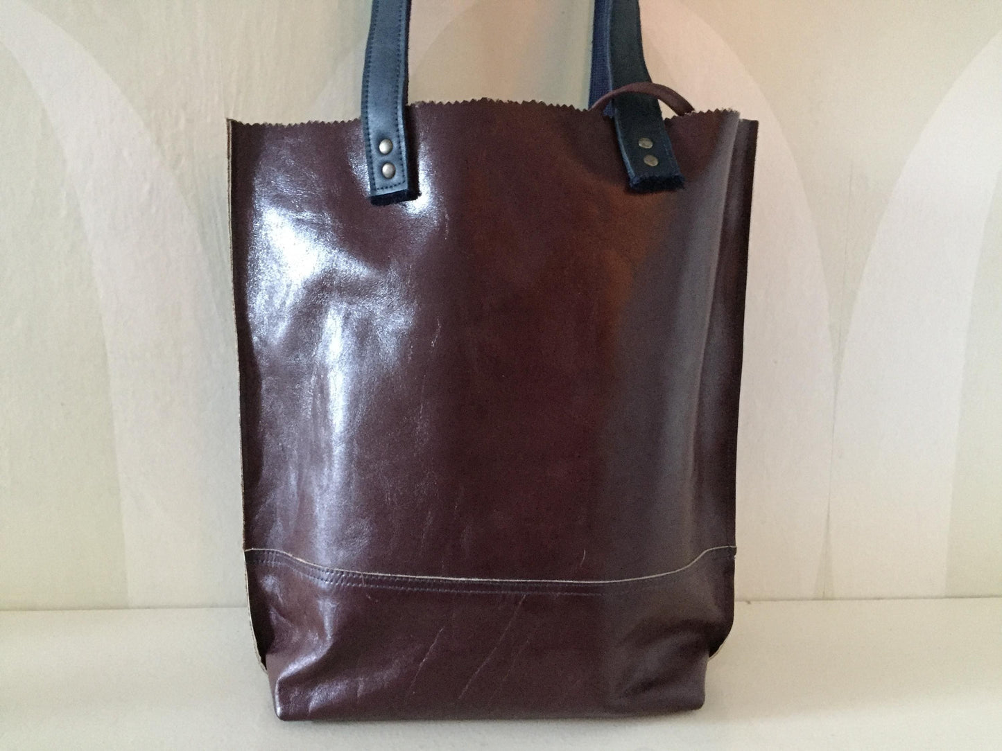 Stevige Shopper van Leer VanStoel#272 AUBERGINE | Handgemaakt van HERGEBRUIKT leer