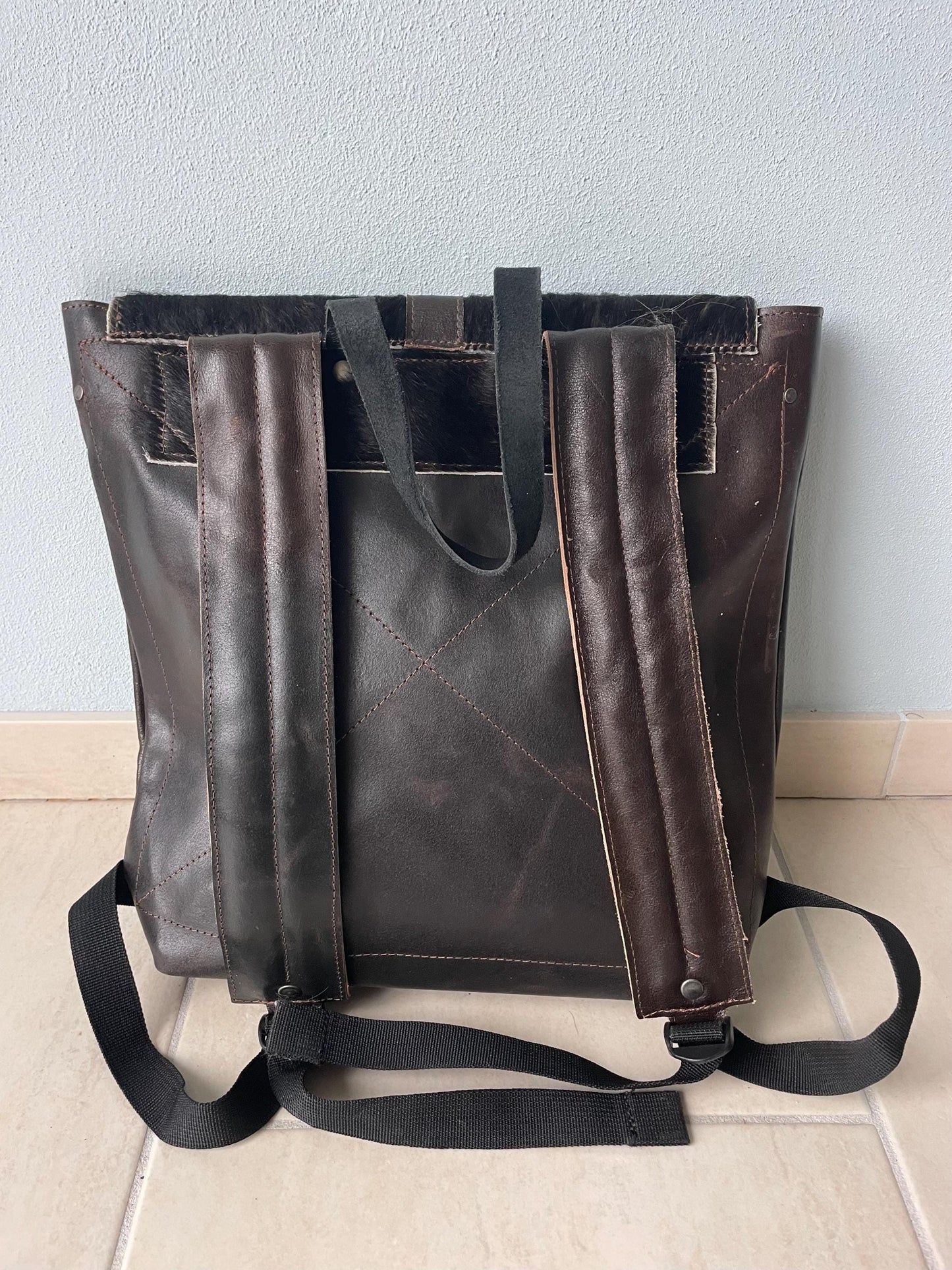 Leren Rugzak VanStoel#344 DONKER BRUIN | Handgemaakt van HERGEBRUIKT leer | duurzaam is beter