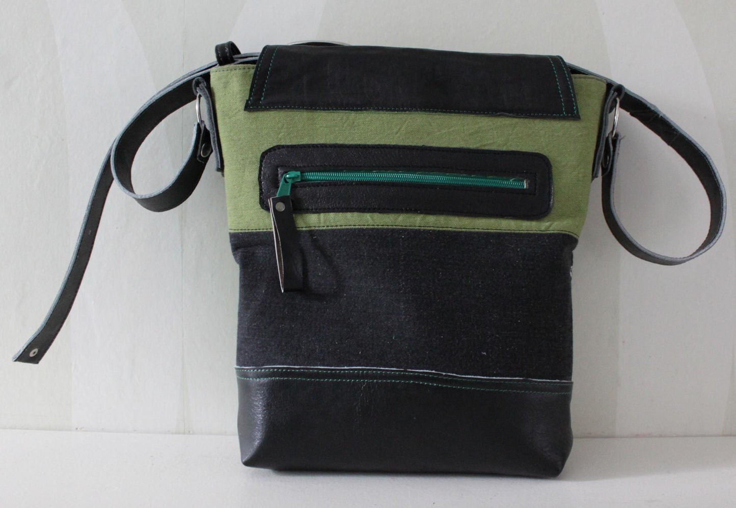 Shoulder Bag VanStoel#207 GREEN BLACK