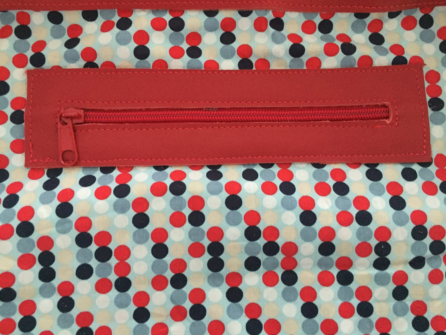 Schoudertas Handtas van Leer met Klep VanStoel#319 ROOD MULTICOLOR | Handgemaakt van HERGEBRUIKT leer | duurzaam is beter