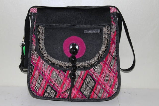 Tas van Meubelstof met Patroon van Wol VanStoel#175