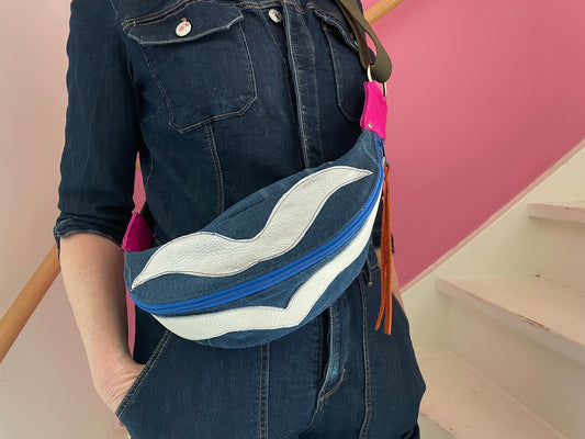 Denim Buiktas VanStoel#339 BLAUW | Handgemaakt van HERGEBRUIKT leer | duurzaam is beter