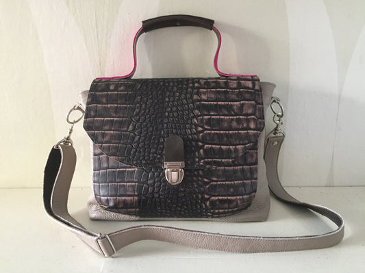 Schoudertas Handtas van Leer met Klep VanStoel#313 BRUIN | Handgemaakt van HERGEBRUIKT leer | duurzaam is beter