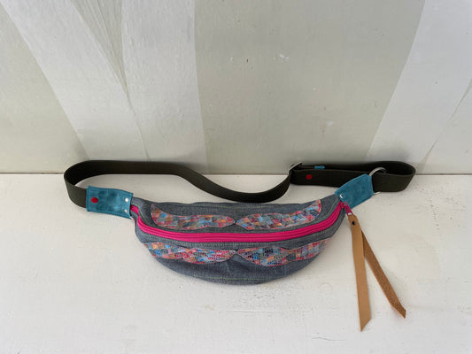 Denim Buiktas VanStoel#338 GRIJS | Handgemaakt van HERGEBRUIKT leer | duurzaam is beter