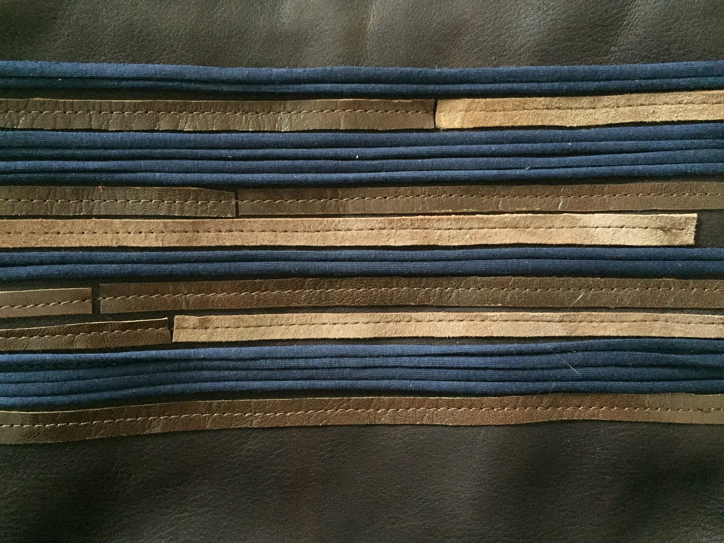 Schoudertas van Leer VanStoel#276 DONKER BRUIN | Handgemaakt van HERGEBRUIKT leer | duurzaam is beter