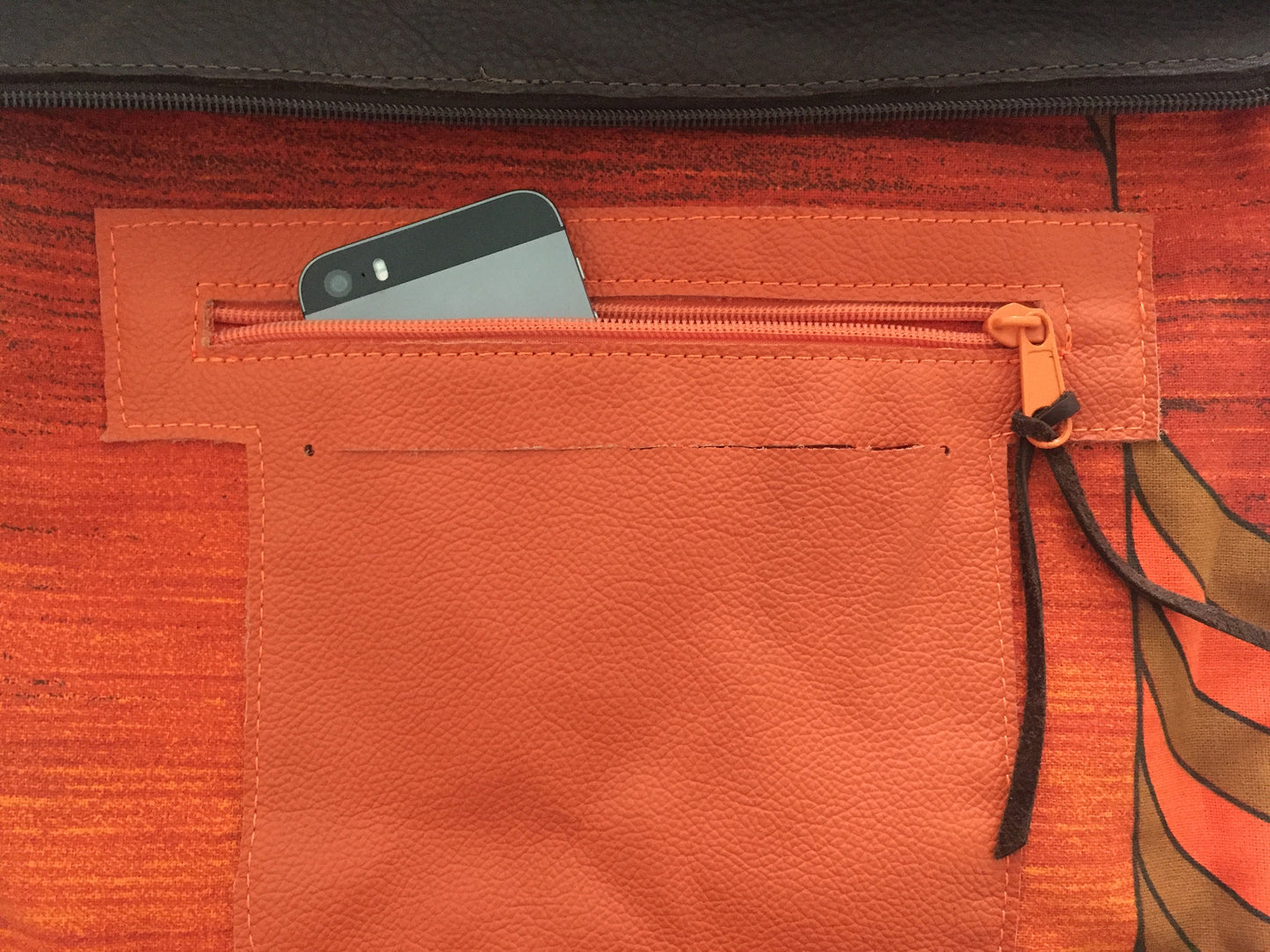 Schoudertas van Leer VanStoel#292 DONKER BRUIN | Handgemaakt van HERGEBRUIKT leer | duurzaam is beter