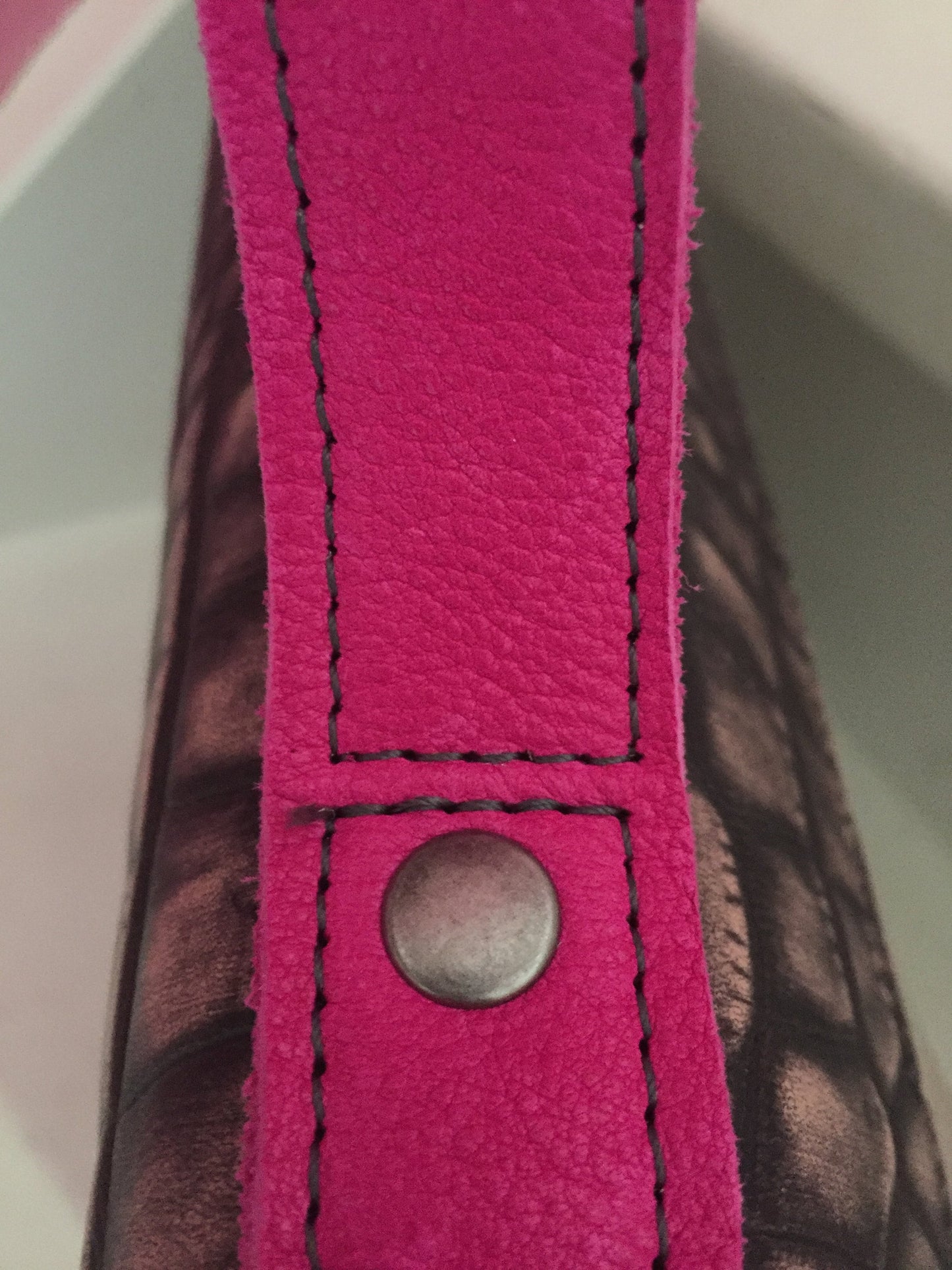 Schoudertas Handtas van Leer met Klep VanStoel#313 BRUIN | Handgemaakt van HERGEBRUIKT leer | duurzaam is beter